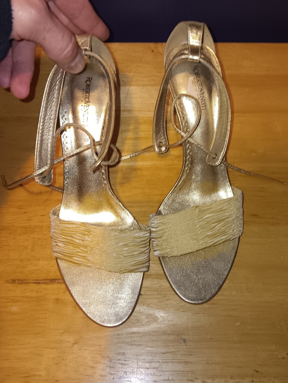 Roberto Venuti Gold Strappy Leather Sandals Size 38